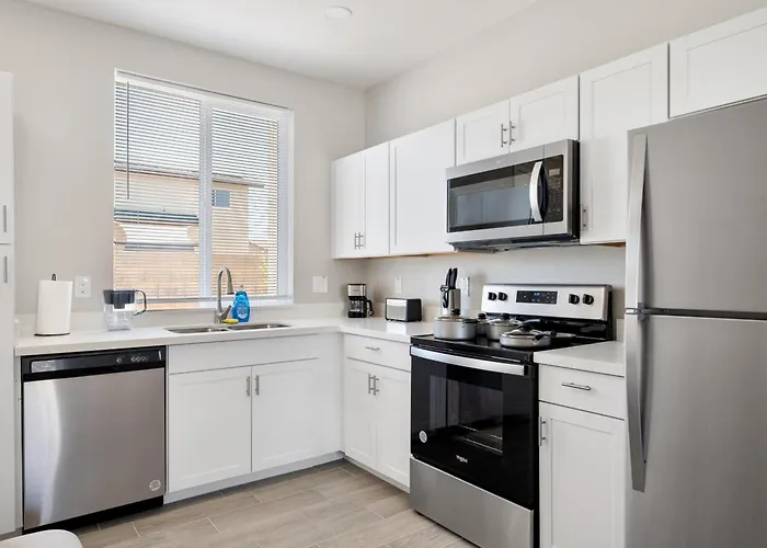 Apartment 2b2b With Free Parking And Premium Beds Glendale
