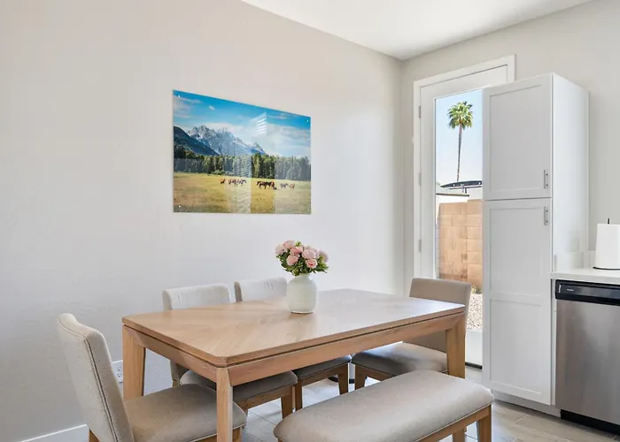 2b2b With Free Parking And Premium Beds Apartment Glendale