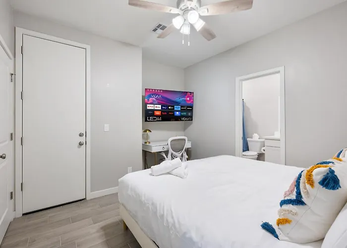 2b2b With Free Parking And Premium Beds * Glendale
